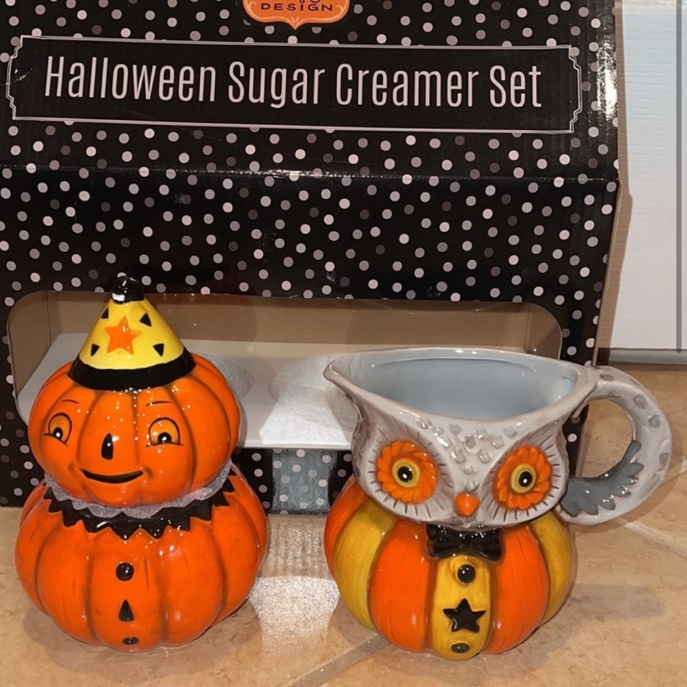 Johanna Parker Sugar and Creamer Halloween Set